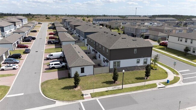 Building Photo - 16001 Grafton Wy