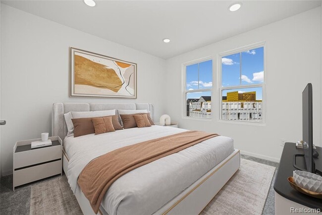 Building Photo - 43071 Atwood Ave