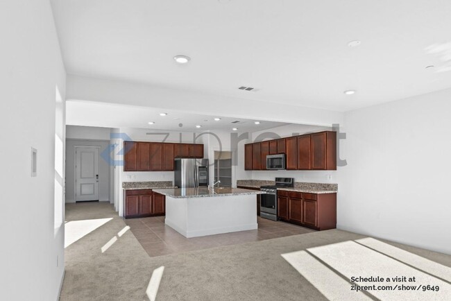 Building Photo - 5584 Howell Mountain Ln