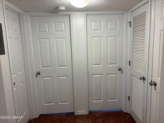 Building Photo - 3724 S Atlantic Ave