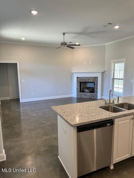 Building Photo - 248 Chartleigh Cir