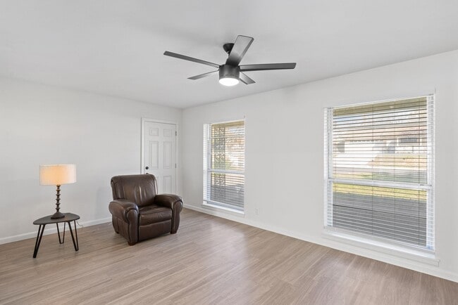 Building Photo - North Central Greater Harmony Hills Area