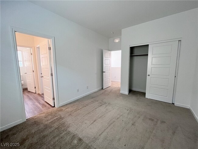 Building Photo - 2942 Gaffer Film St