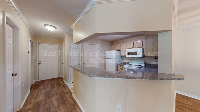 Building Photo - 7800 Point Meadows Dr