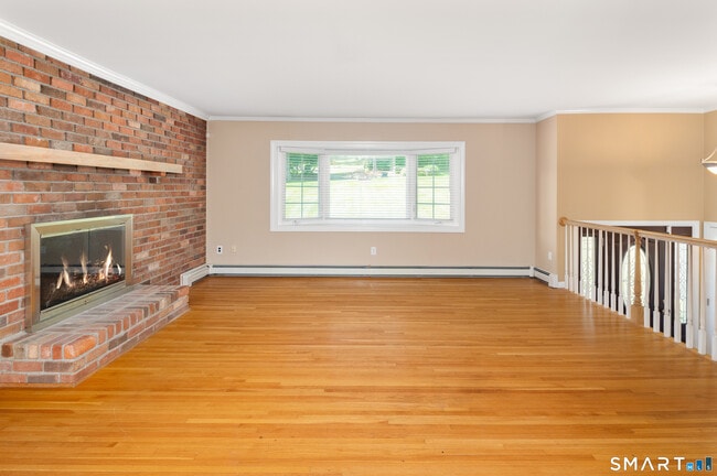 Building Photo - 77 Obtuse Rd S