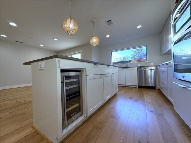 Building Photo - 4116 McDuffie St