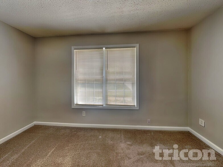 Building Photo - 93 Southern Trace Way