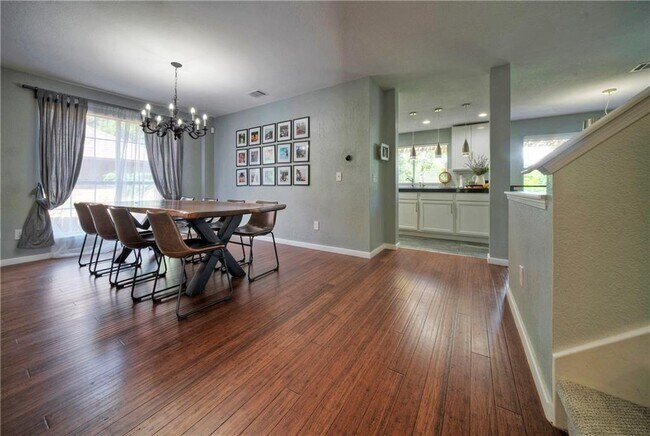 Building Photo - 10907 Grassmere Ct