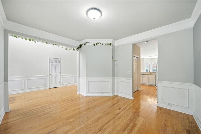 Building Photo - 3966 Kendall Cove
