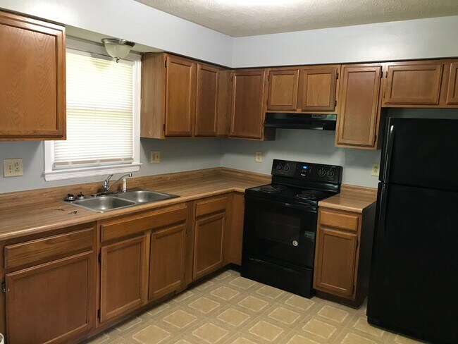 Building Photo - 3509 Buckhorn Dr