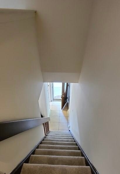 Building Photo - 1605 Bromley Estate