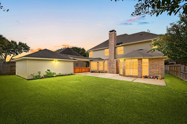 Building Photo - 1919 Valleria Ct