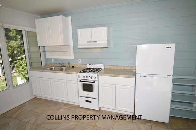 Building Photo - 154 Scotia Pines Cir