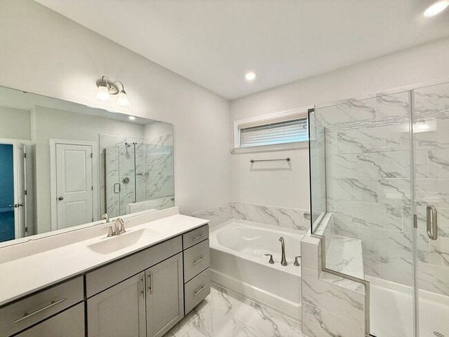 Building Photo - 6117 Balance Ct