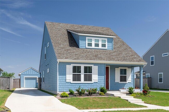Building Photo - 301 Elm Br Trl
