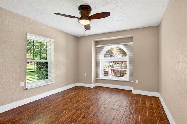 Building Photo - 6535 Brentwood Dr.