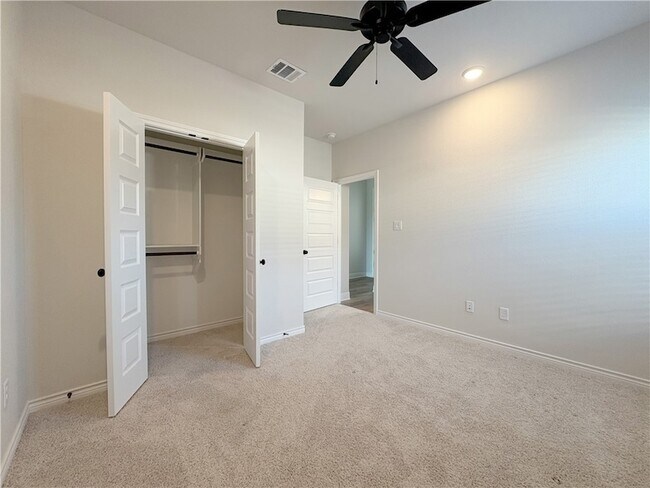 Building Photo - 5930 Eldora Dr