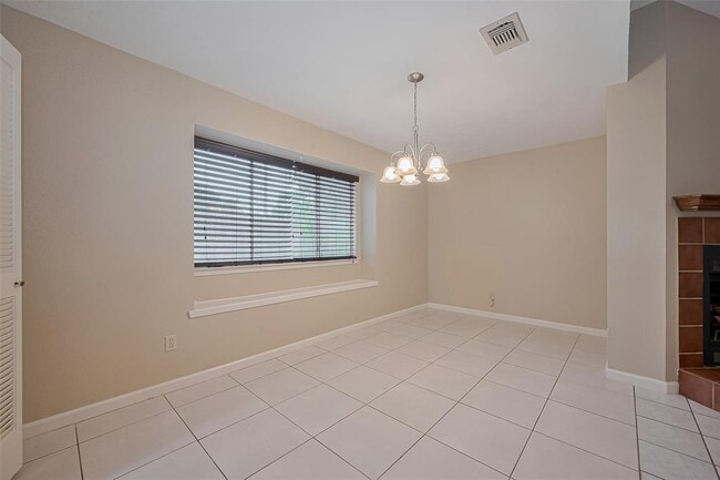 Building Photo - 13126 Kingsmill Dr
