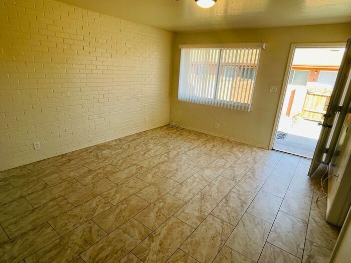 Building Photo - 3521 N Flowing Wells Rd