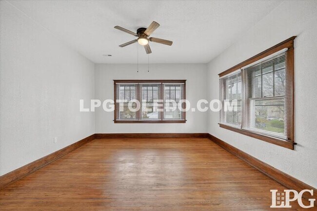 Building Photo - 414 Platt St