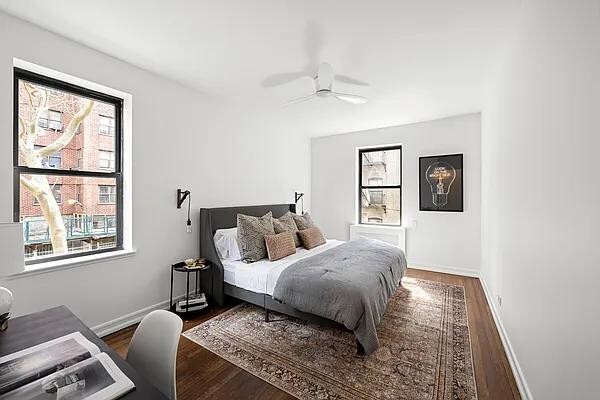 Building Photo - 230 W 105th St