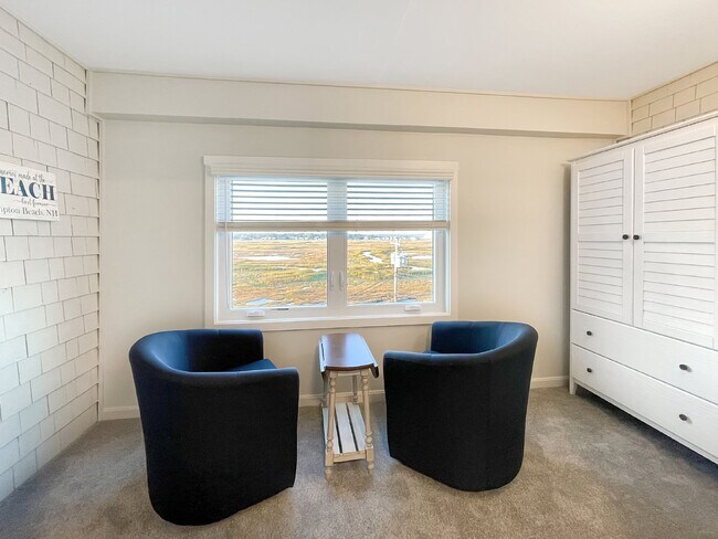 Building Photo - WINTER RENTAL 1 BED 1 BATH CONDO OCEAN AND...