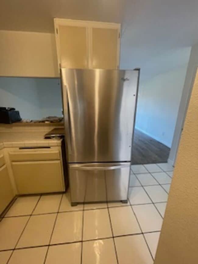 Building Photo - Charming condo near the Village in La Mesa