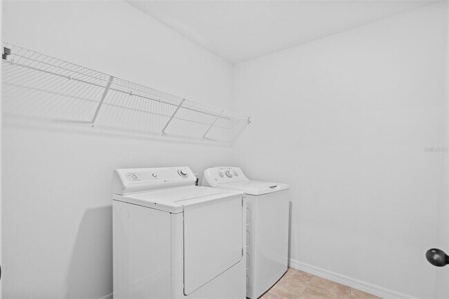 Building Photo - 11571 Little River Way