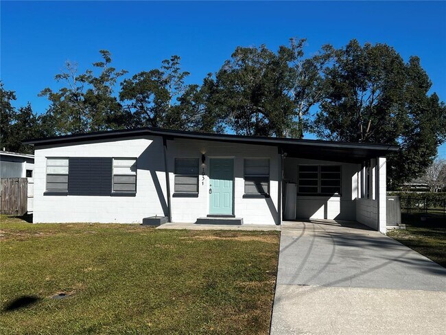 Primary Photo - 1931 Carrigan Ave