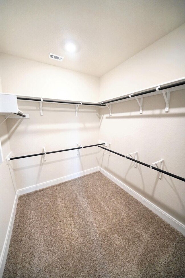 Building Photo - Stunning New Cibolo Home Now Available in Steel Creek - Realtor Commission: $500