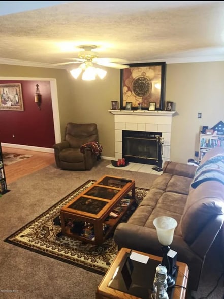 Building Photo - 143 Wiltshire Ave