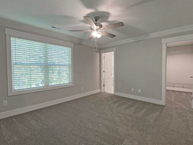 Building Photo - 166 Sango Dr
