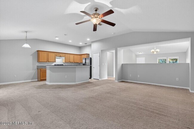 Building Photo - 75277 Ravenwood Dr