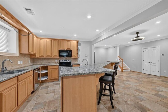 Building Photo - 1159 Thornwell Dr NE