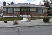 Building Photo - 400-404 LaRue Ave.