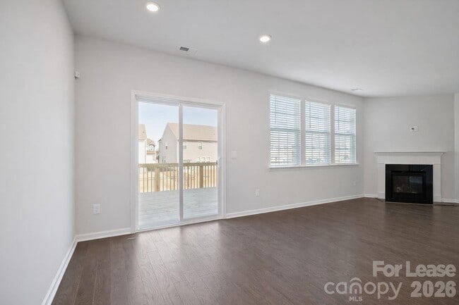 Building Photo - 15104 Moulin Ct Dr