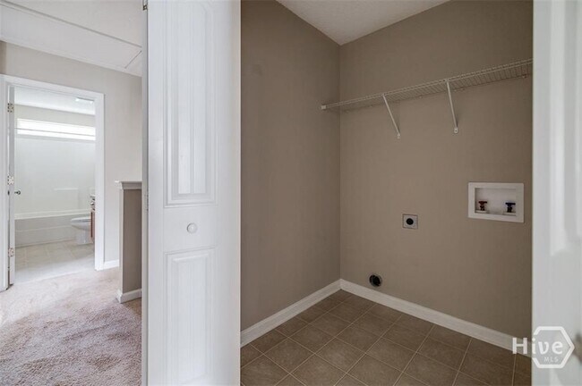 Building Photo - 62 Peregrine Cir