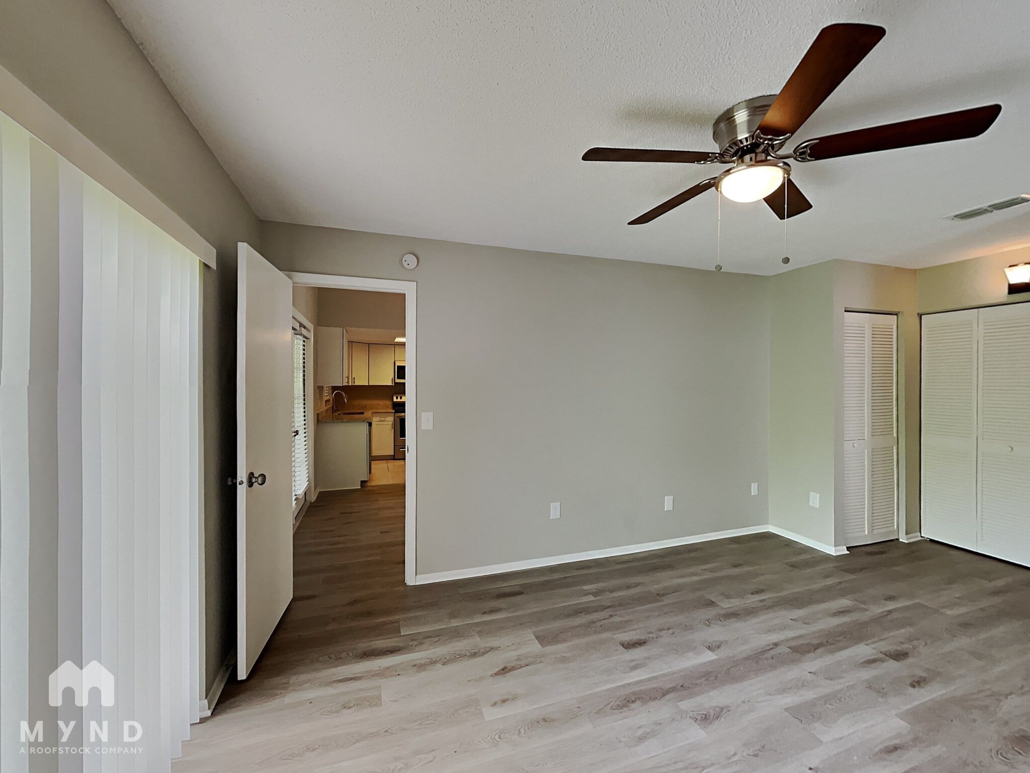 Building Photo - 7830 Seasons Ln