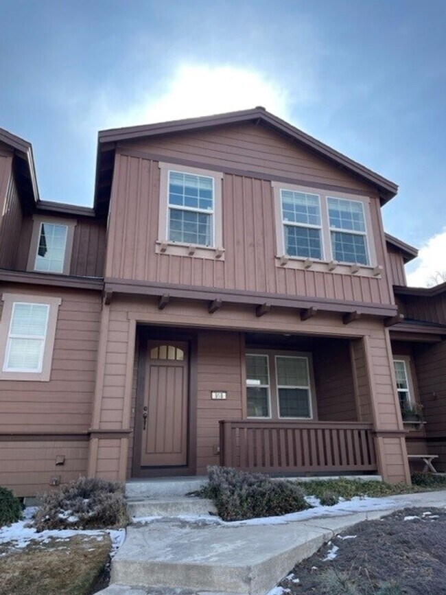 Building Photo - Old Mill Townhome Available 6/19