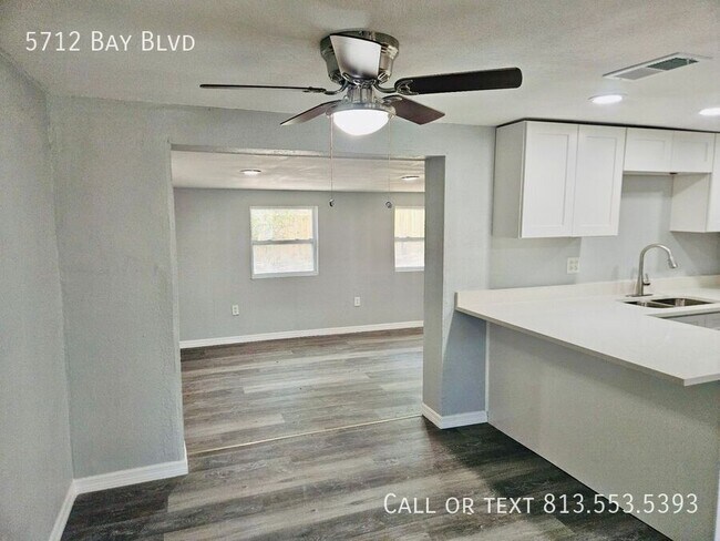 Building Photo - 5712 Bay Blvd