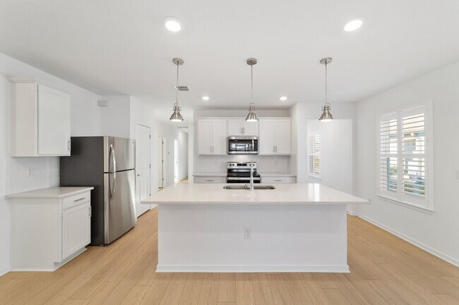 Building Photo - 5543 SW 85th Ave Rd