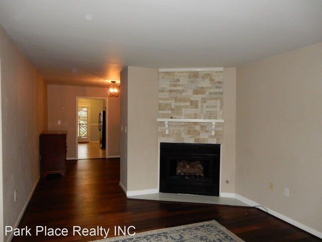 Building Photo - 3 br, 3 bath House - 106 Windward Dr SW