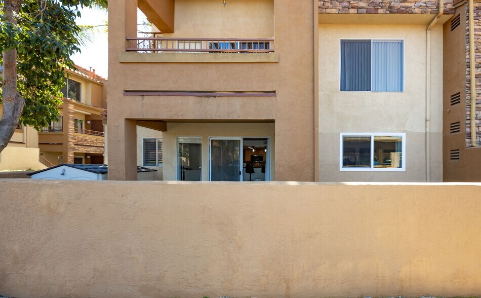 Building Photo - 15273 Maturin Dr