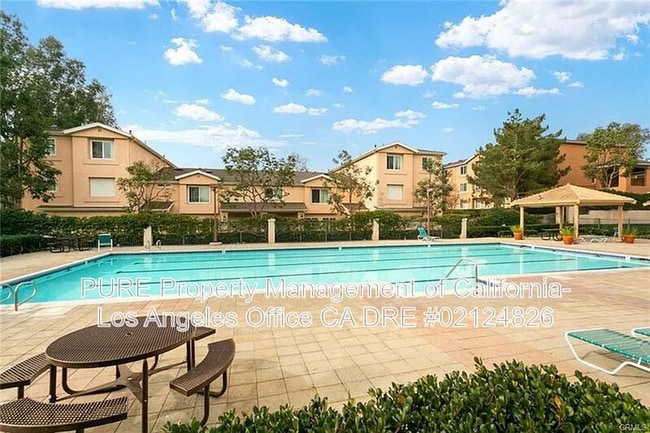 Building Photo - 25531 Bayside Pl