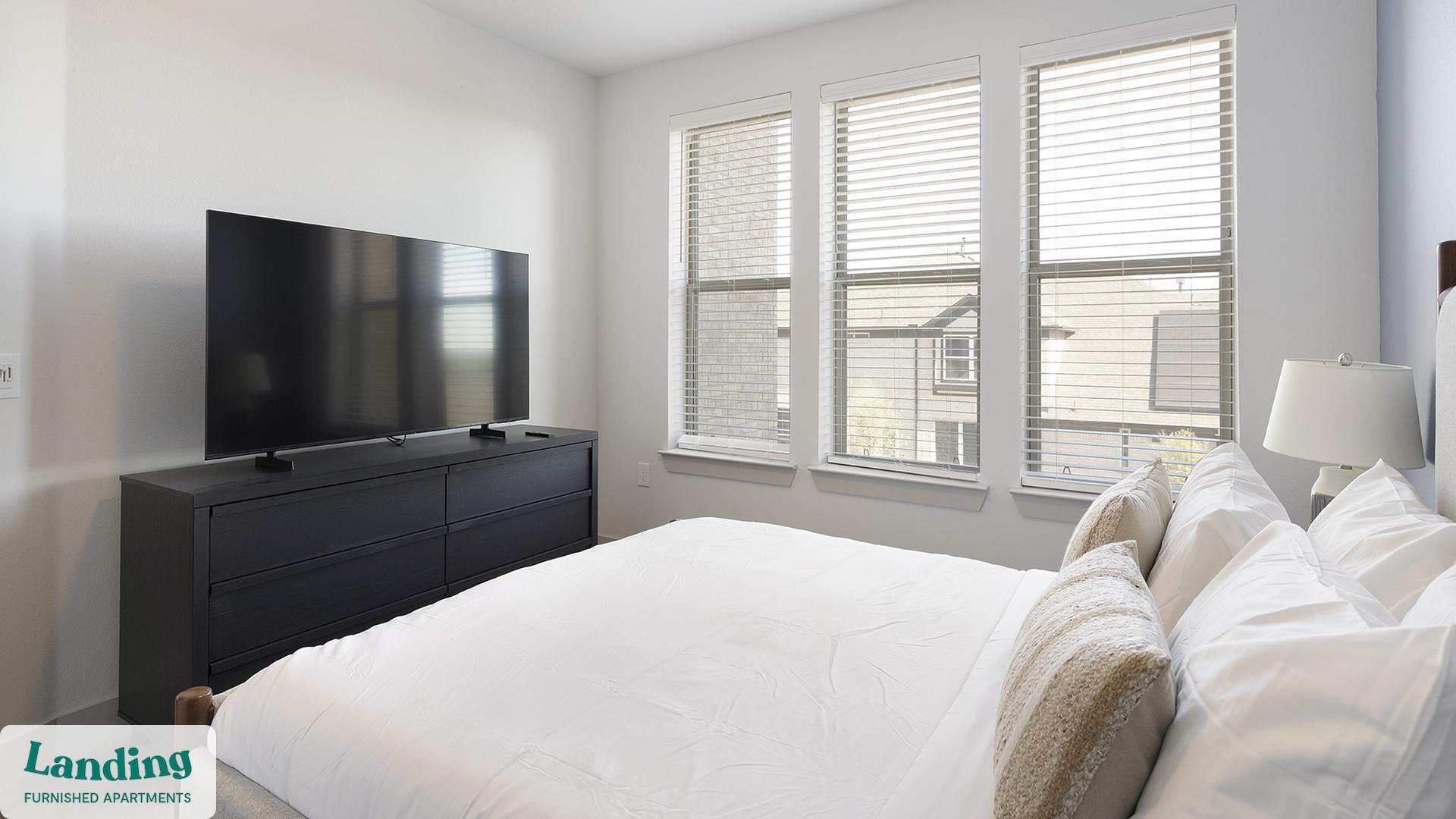 Building Photo - 3351 Walton Dr