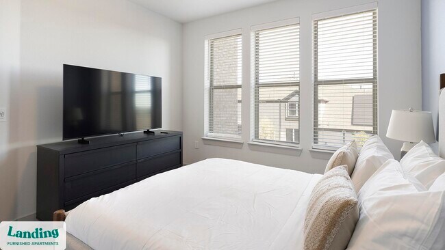 Building Photo - 3351 Walton Dr