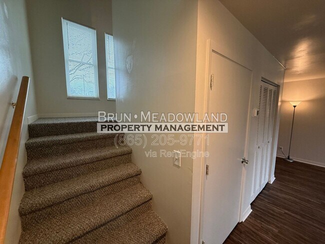 Building Photo - 2023 Belle Terra Rd