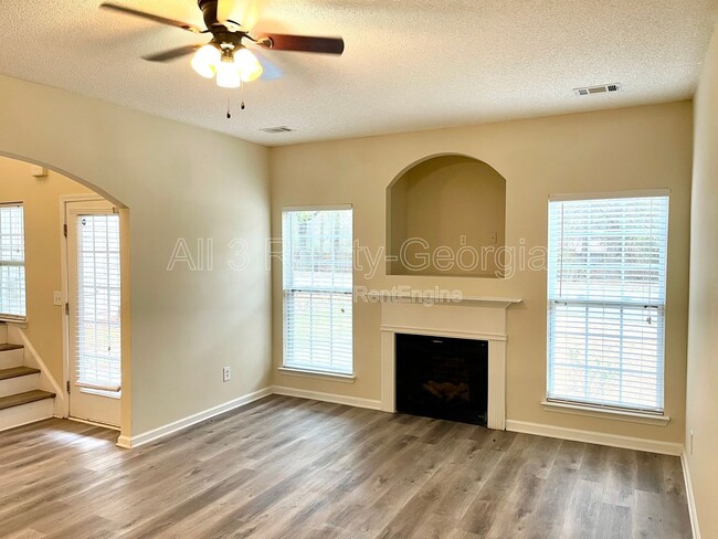 Building Photo - 29 Preserve Dr