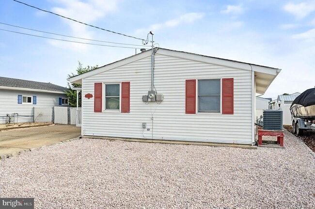 Building Photo - 137 E Susquehanna Dr