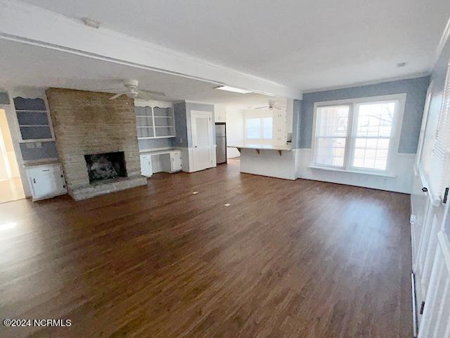 Building Photo - 2110 Southview Dr